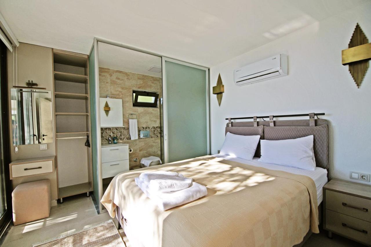 Villa With A Private Heated Pool, Jacuzzi, Overlooking Spectacular Views Of The Sea Kaş Exterior photo